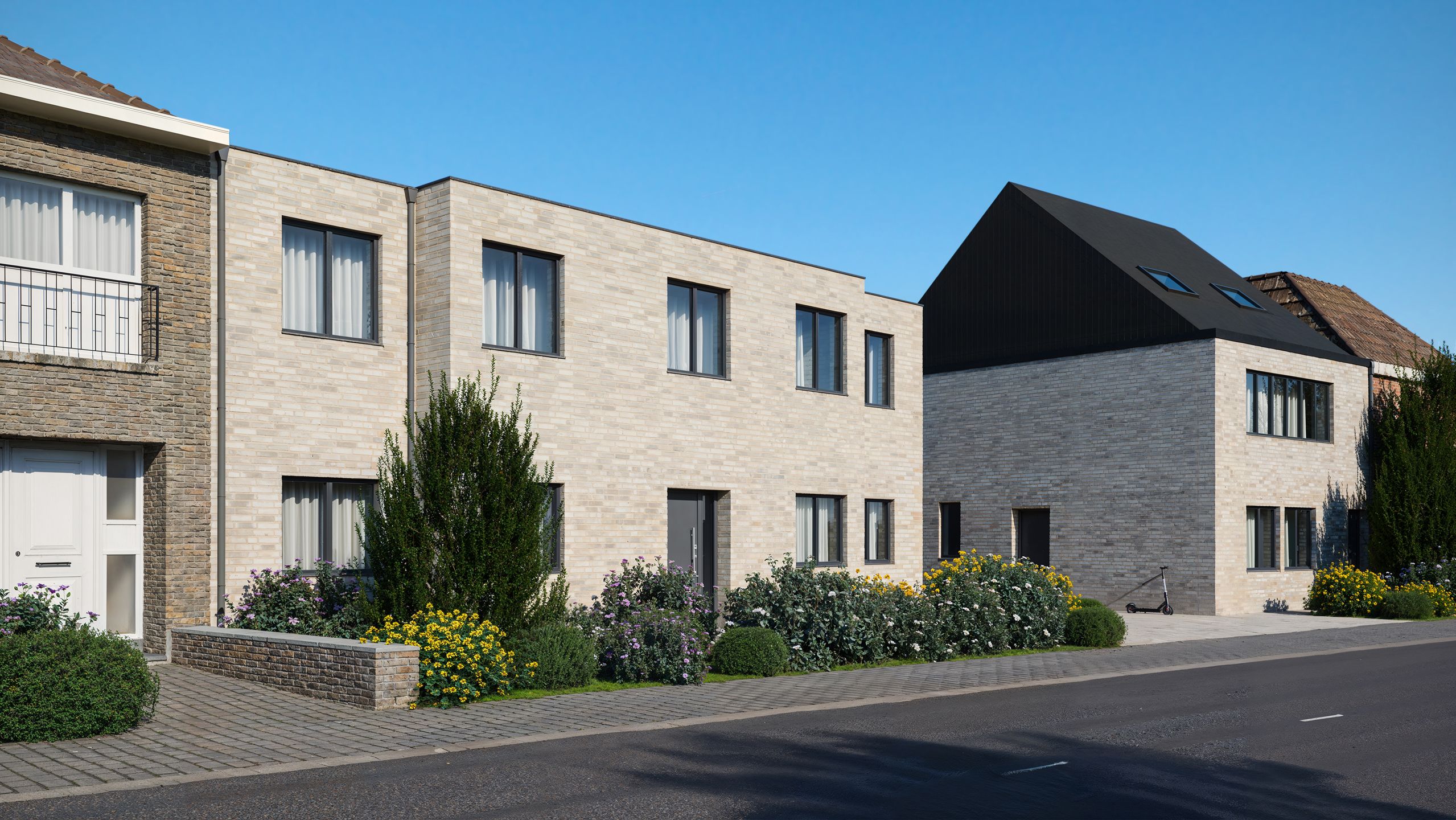 Gelijkvloers appartement met twee slaapkamers en tuin foto 4