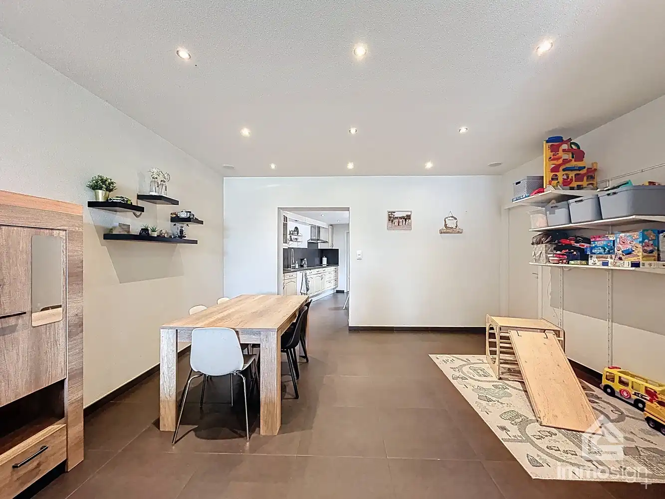 Zeer ruime woning met werkplaats in Hamont-Achel! foto 6