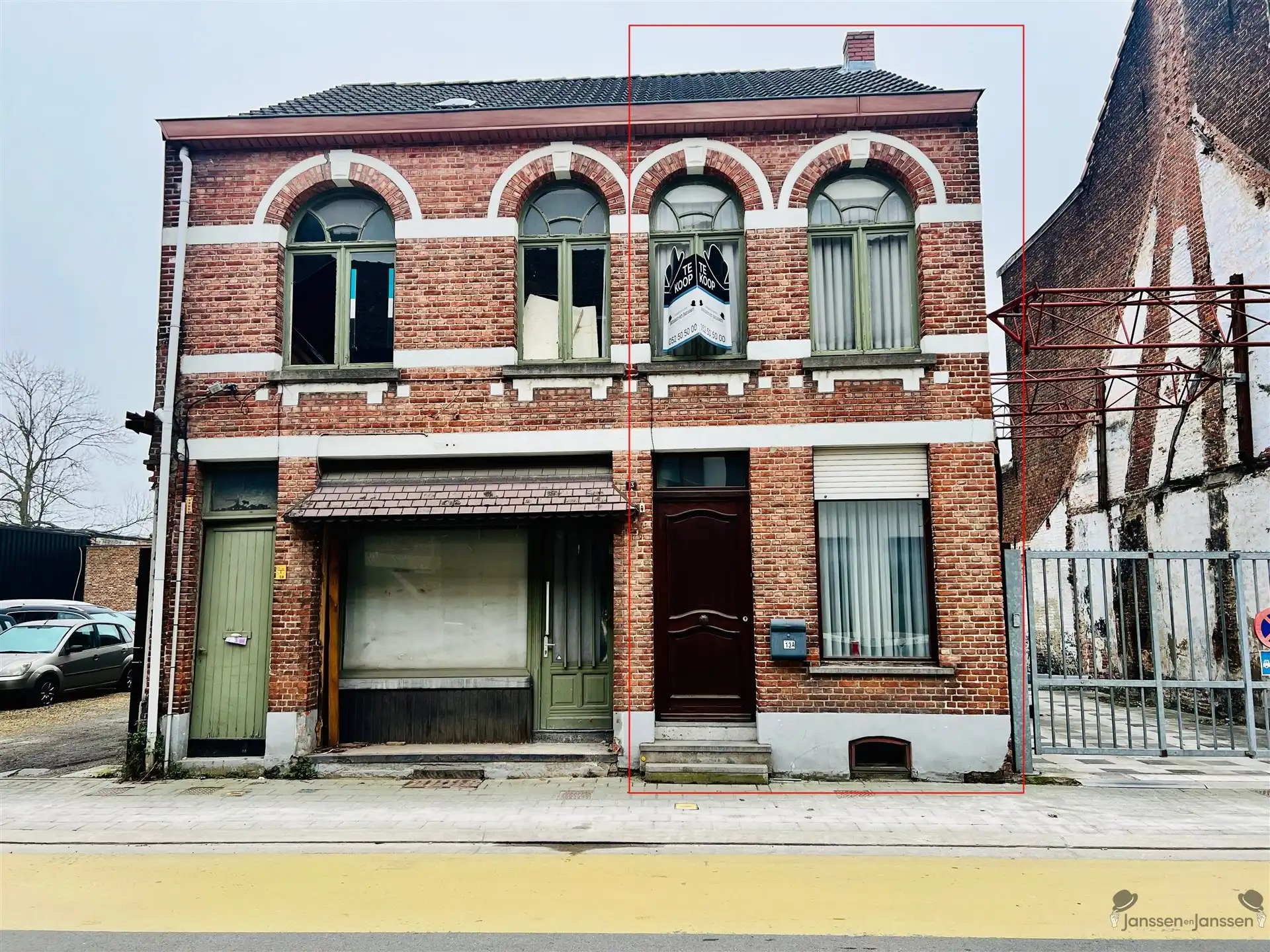 Hoofdfoto van de publicatie: Te renoveren gezinswoning met 2 slaapkamers