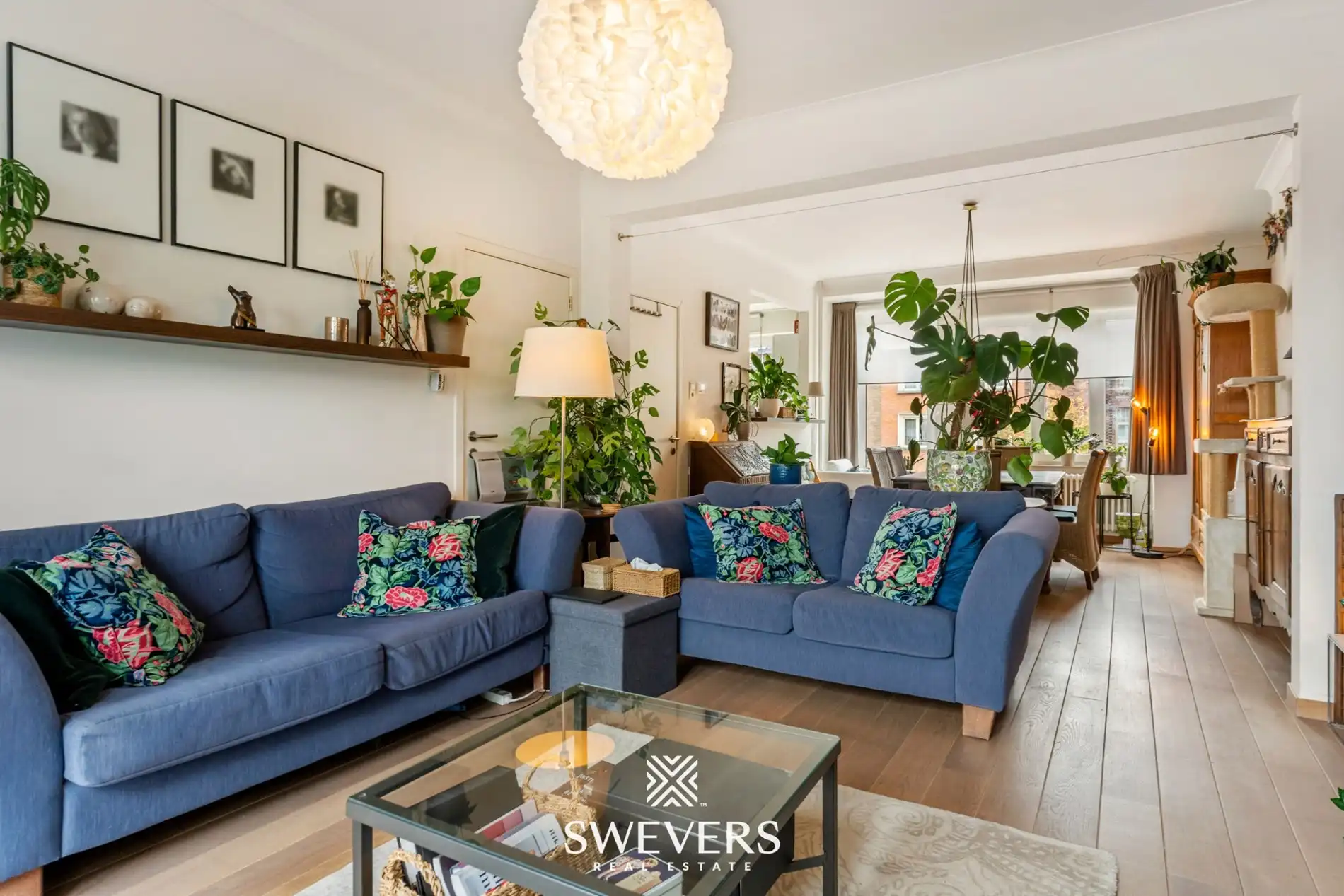 Stijlvol herenhuis met kantoorruimte en 3 slaapkamers in hartje Hasselt foto 12