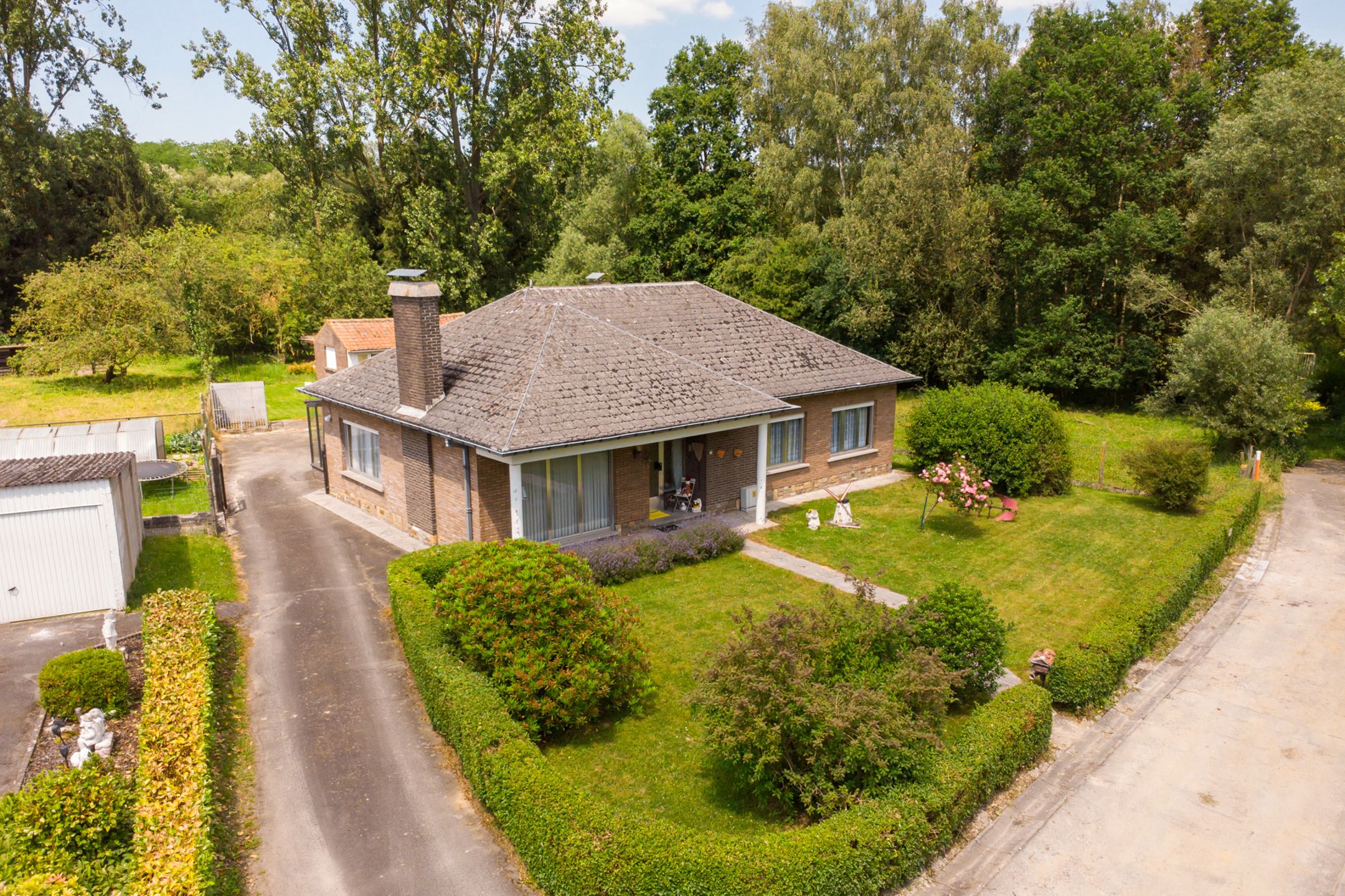 Bungalow in rustige groene omgeving foto 1