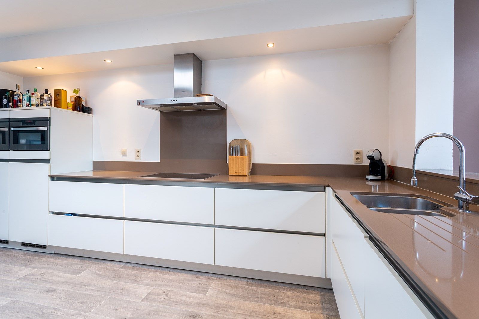 Instapklare woning met 3 slaapkamers en grote zonnige tuin foto 6