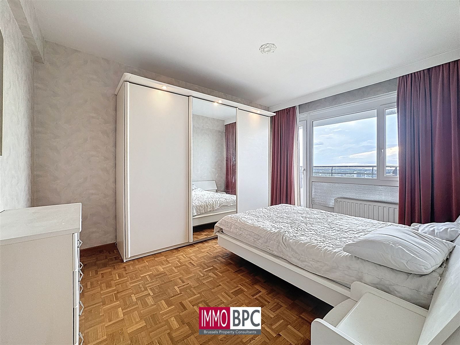dit prachtige appartement in Ganshoren, waar ruimte, comfort en een indrukwekkend uitzicht  foto 13