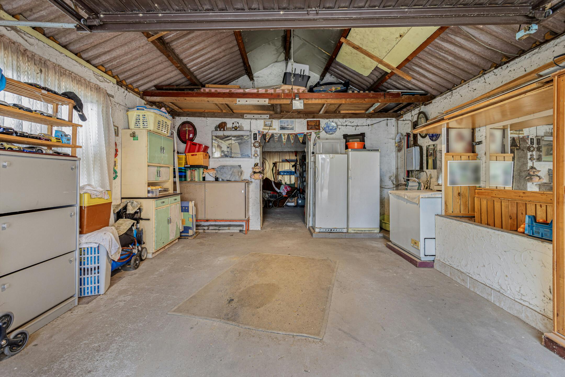 Rustig gelegen open bebouwing met grote tuin foto 37