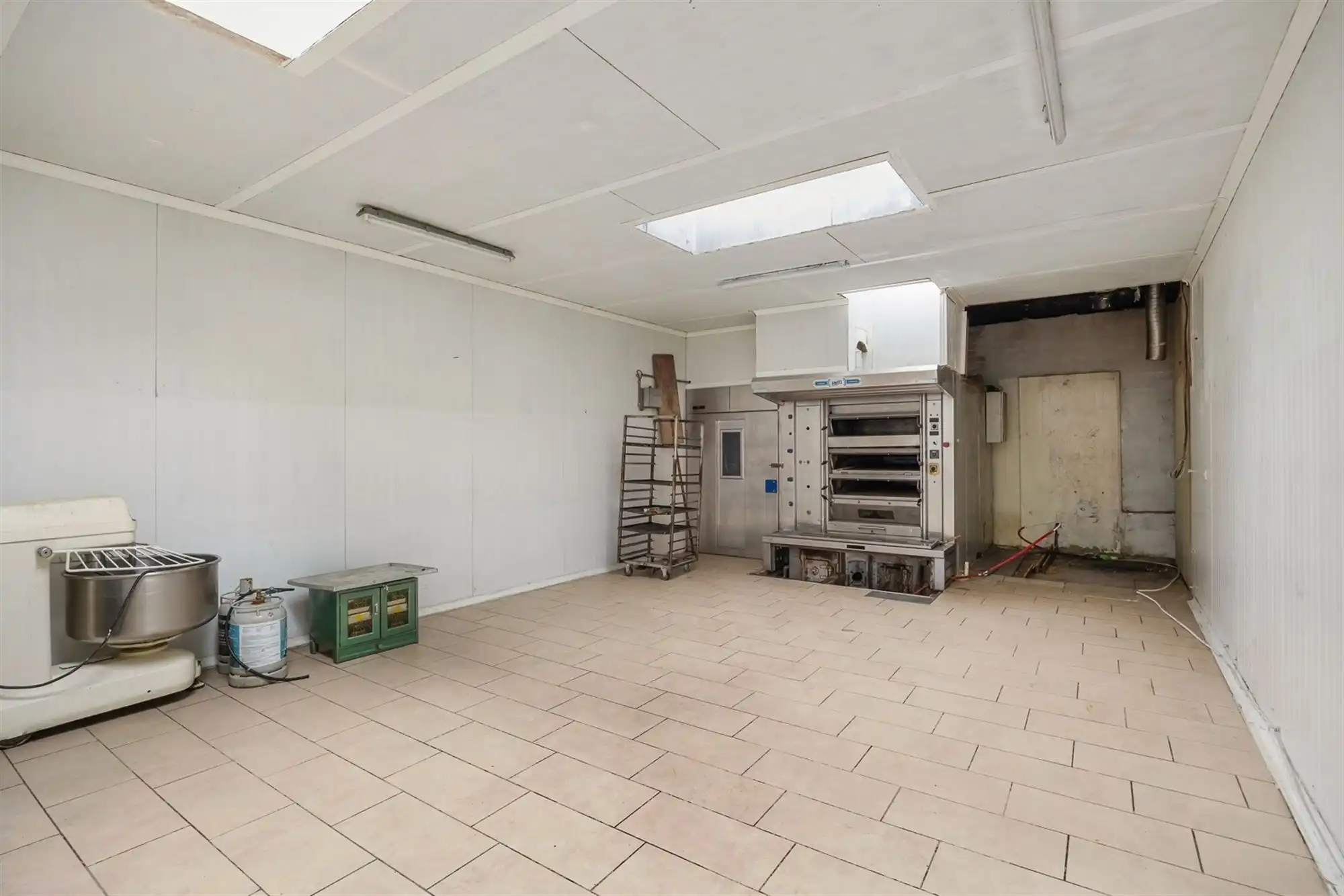 Handelshuis met woonst met 3 à 4 slaapkamers foto 4