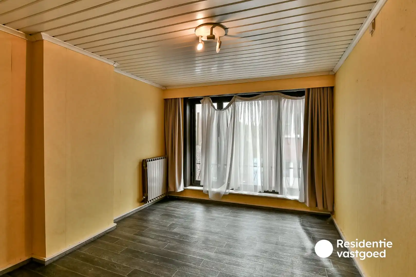 Renovatieproject met veel potentieel in het hart van Torhout! foto 7