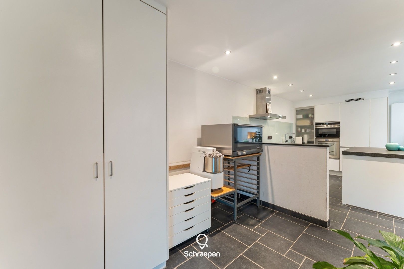 Instapklare en energiezuinige gezinswoning (245 m²) met 3 tot 4 slpks te Zonhoven-centrum! foto 14