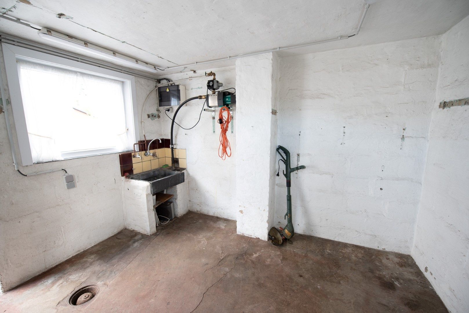 Proper onderhouden woning met 3 slaapkamers en ruimte tuin te huur in Zulte foto 18