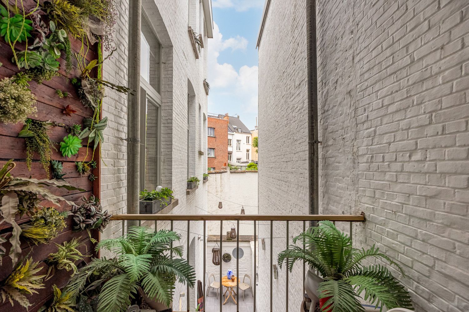 Prachtige gerenoveerde herenwoning van 341 m² in hartje Antwerpen met tal van mogelijkheden: combi wonen/werken of gedeeltelijke verhuurmogelijkheden foto 17