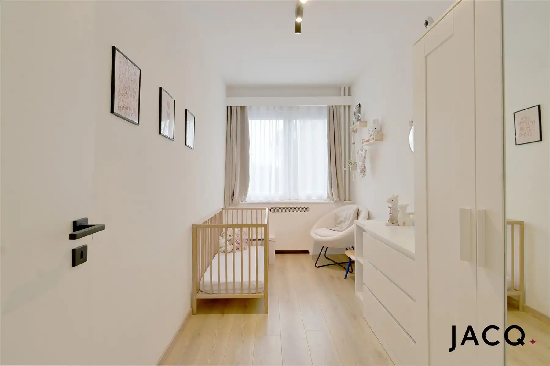 Prachtig appartement met 3 slaapkamers en terras! foto 11