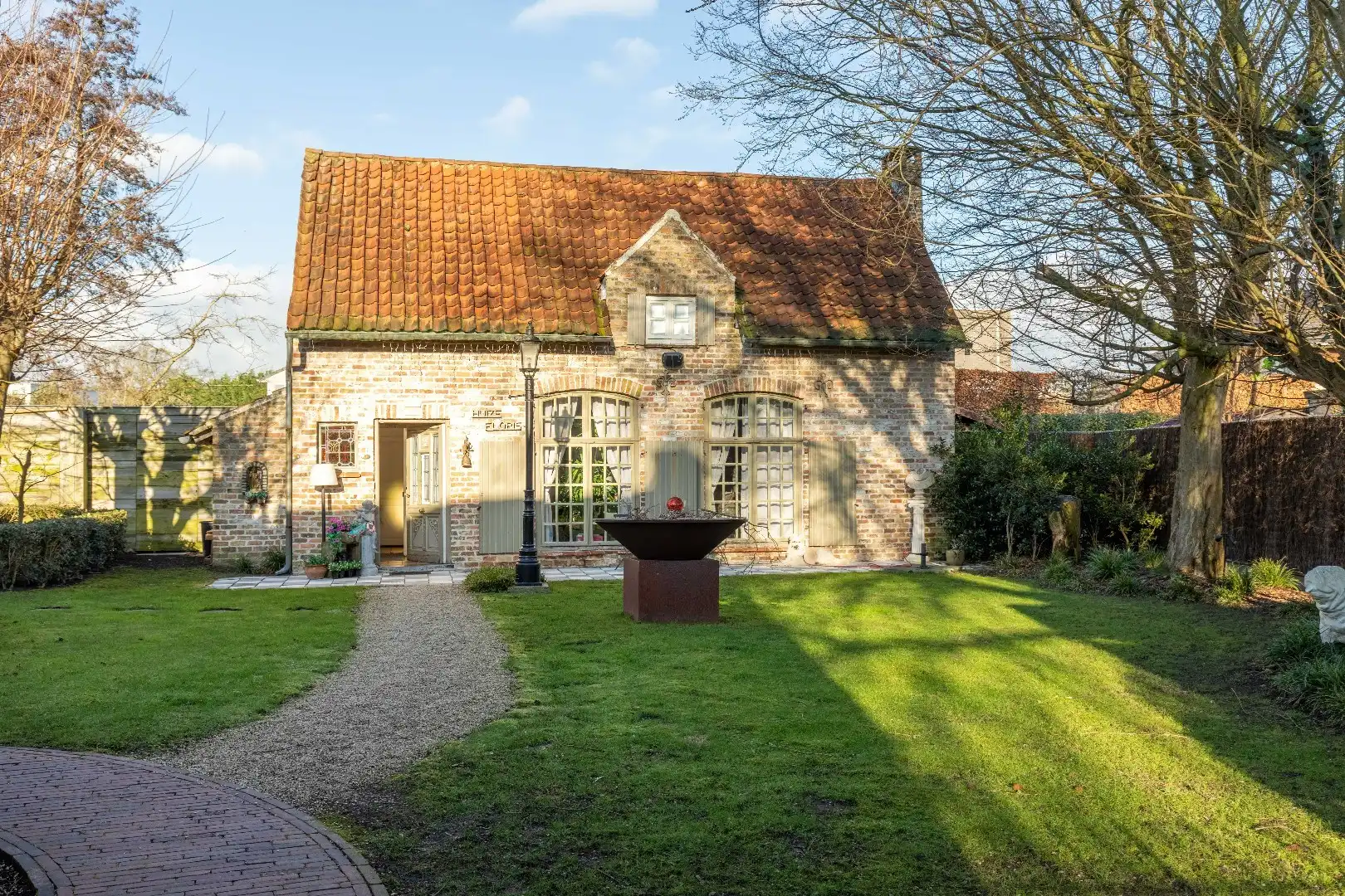 Luxe horecazaak met woonst, parking, terrassen en bureel te Oostduinkerke. foto 23