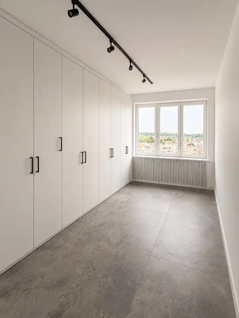 Penthouse-appartement met loftgevoel, terras en panoramisch zicht op het Rivierenhof foto 7