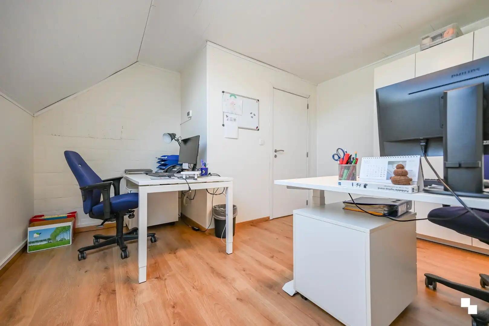 Commerciële ruimte van ca. 188 m² in centrum Izegem foto 24
