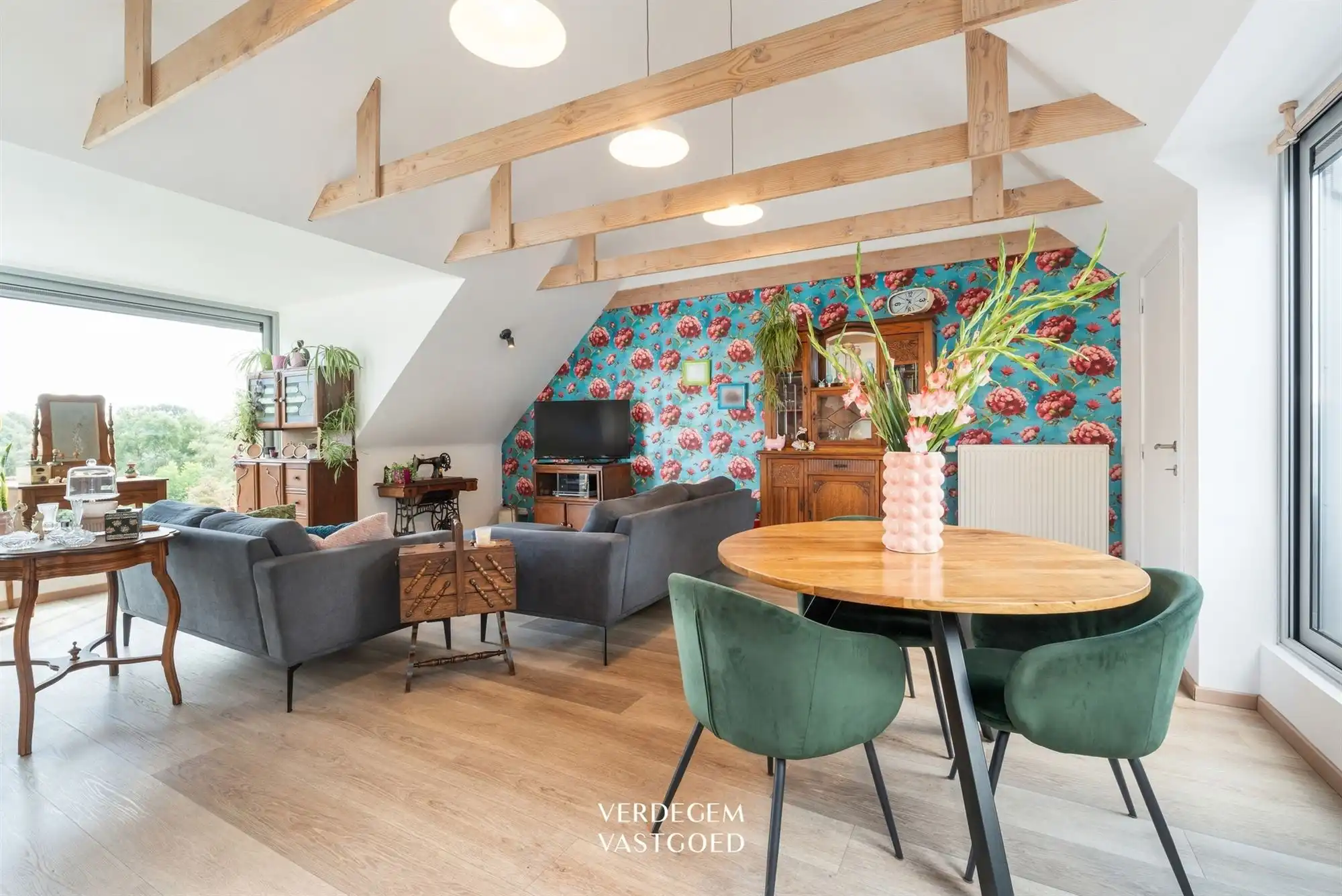 Prachtig duplexappartement met 2 terrassen in Interbellum architectuur foto 6