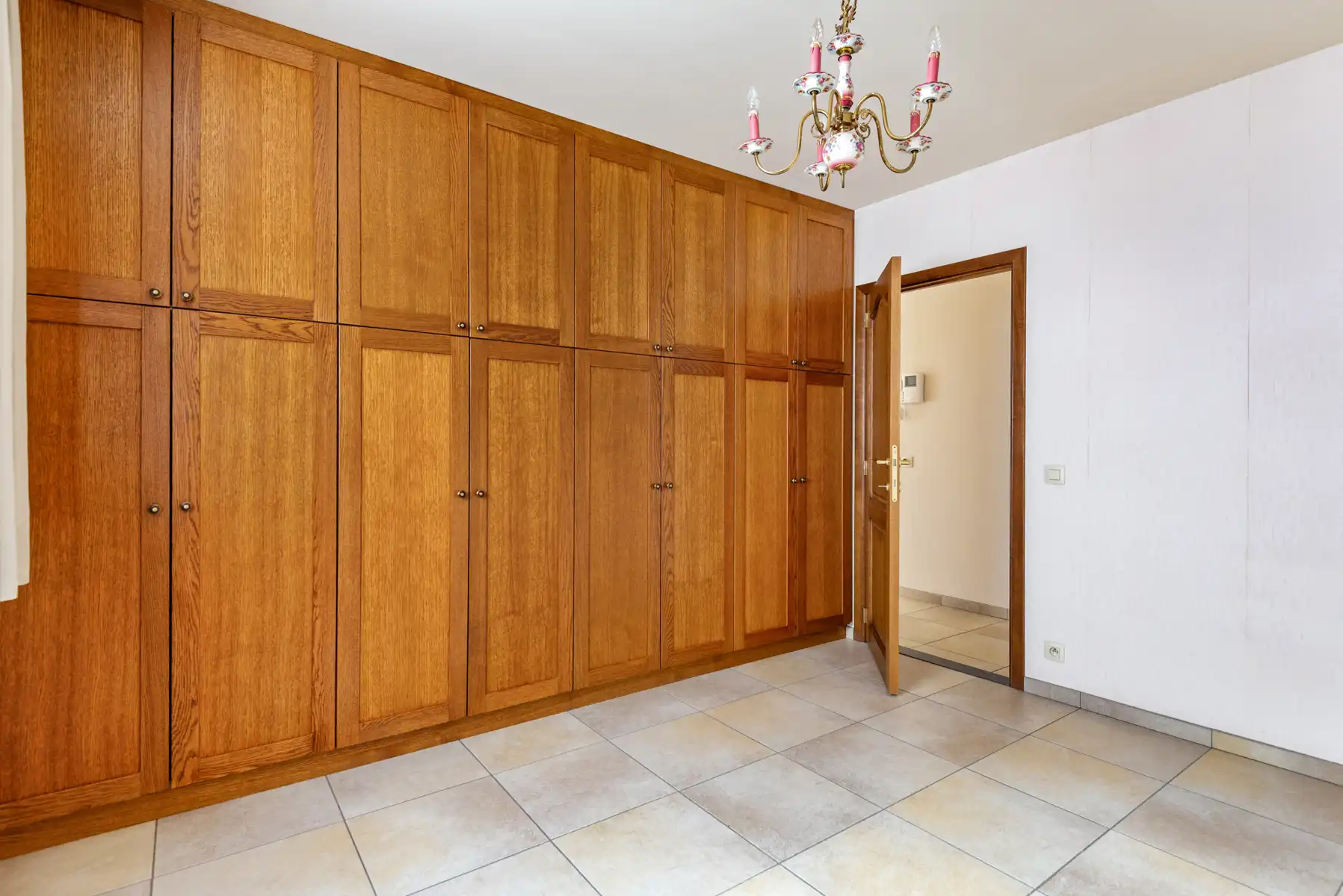 Lichtrijk hoekappartement gelegen in centrum Aartselaar foto 15