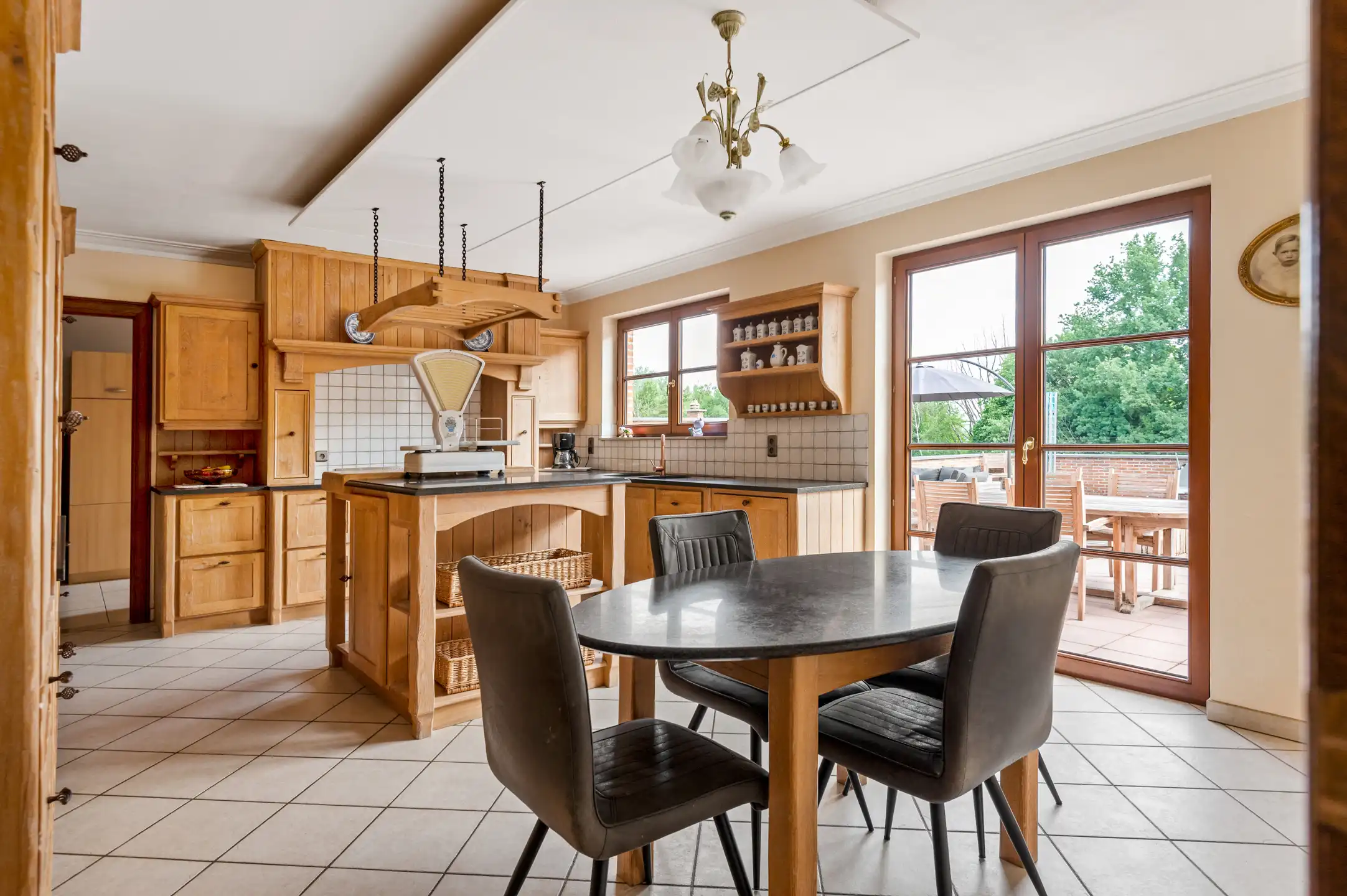 Uniek handelspand met woonst te Boom foto 6