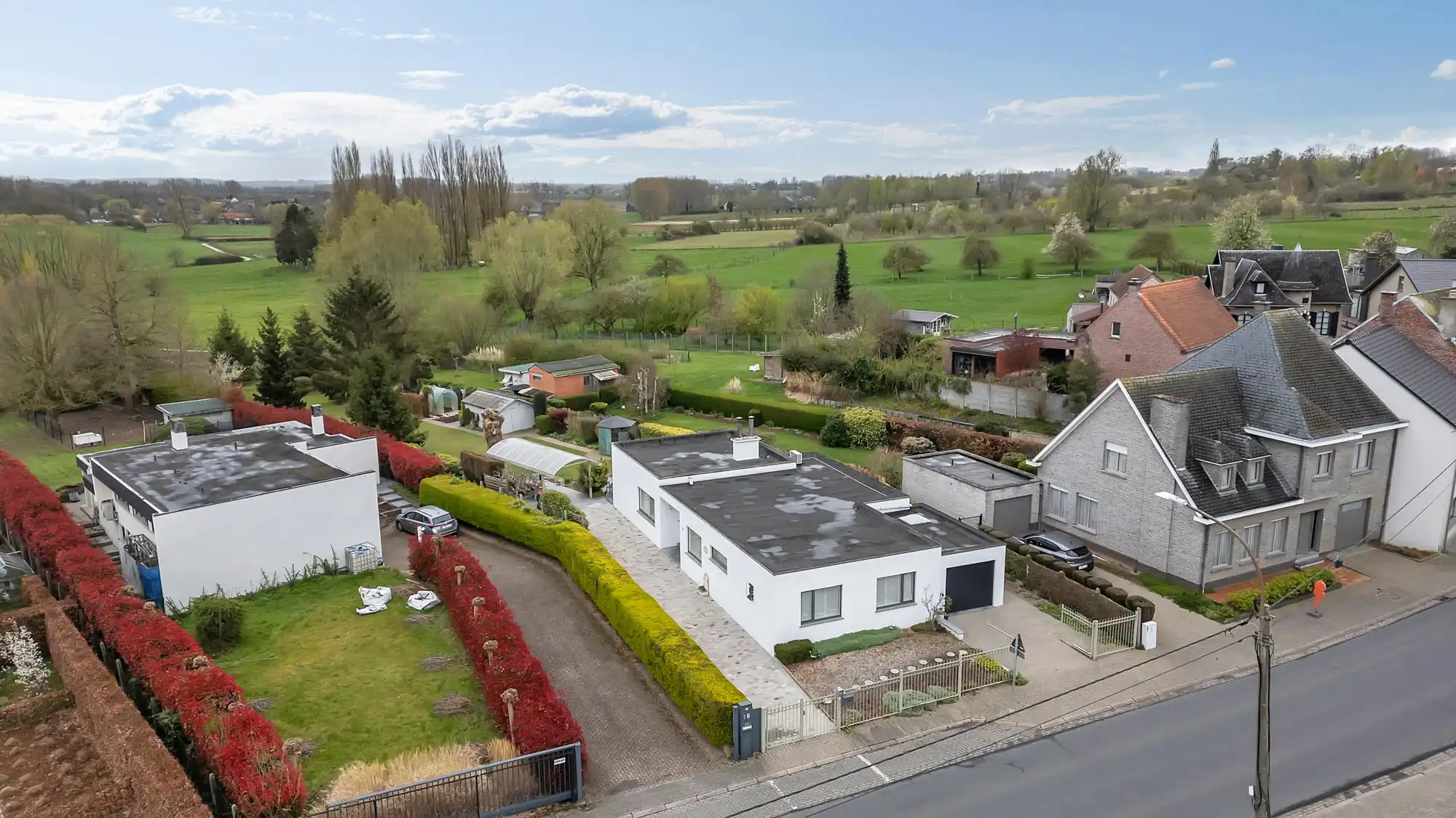 Bungalow met drie slaapkamers in Denderhoutem foto 23