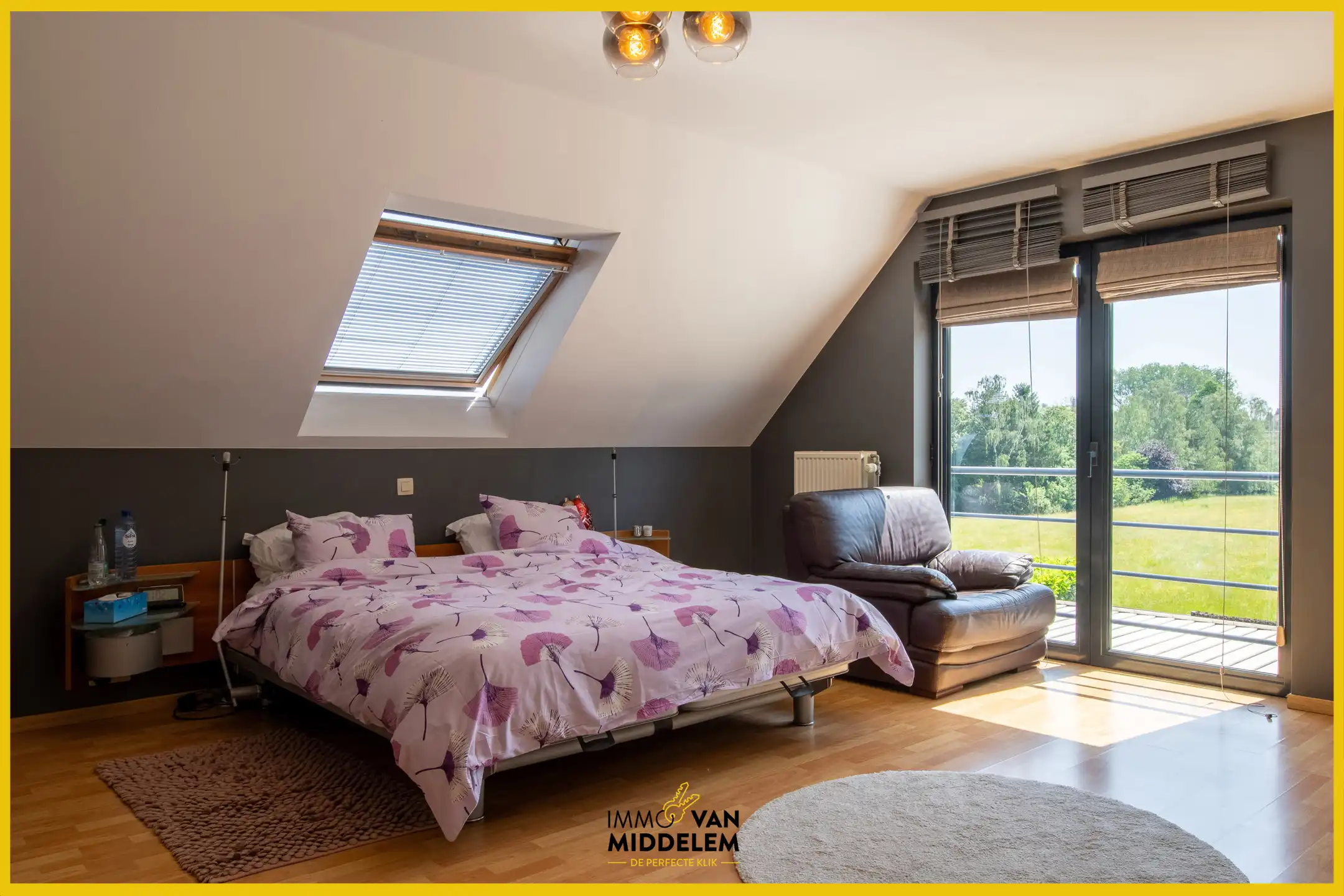 VILLA MET 5 SLAAPKAMERS, ZWEMBAD EN GARAGE foto 16
