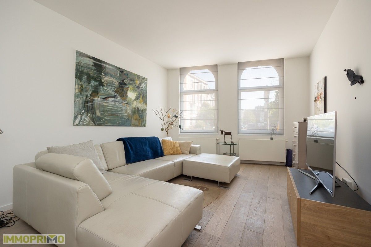 Ruim en stijlvol 1-slaapkamerappartement met zuidtuin en terras foto 8