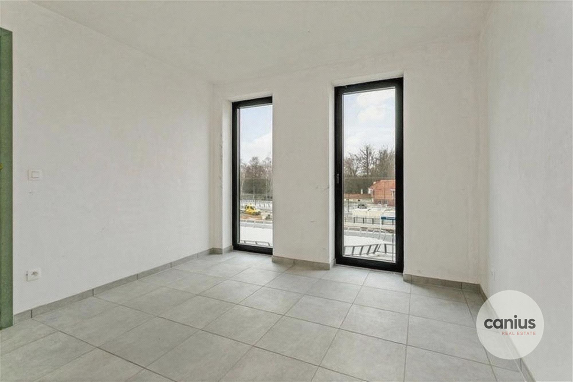 APPARTEMENT MET 2 SLPKS NABIJ HET CENTRUM foto 7