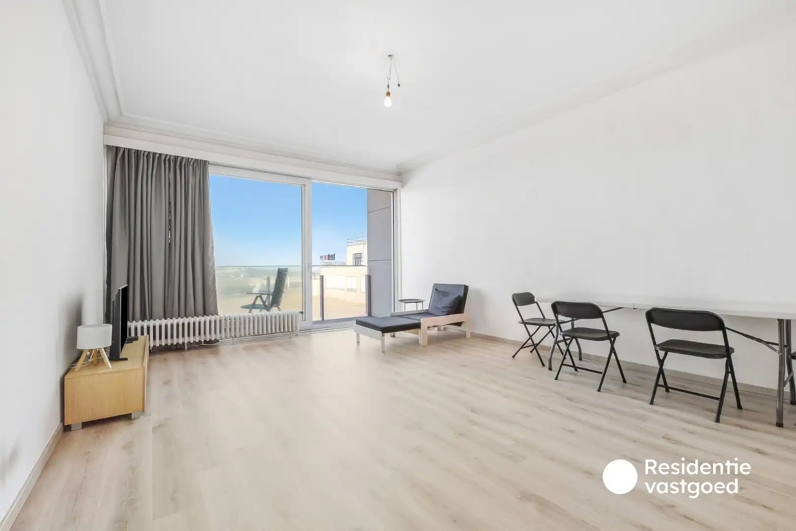 Gerenoveerd 2-slaapkamerappartement met terras op topligging aan de Haven van Blankenberge foto 5