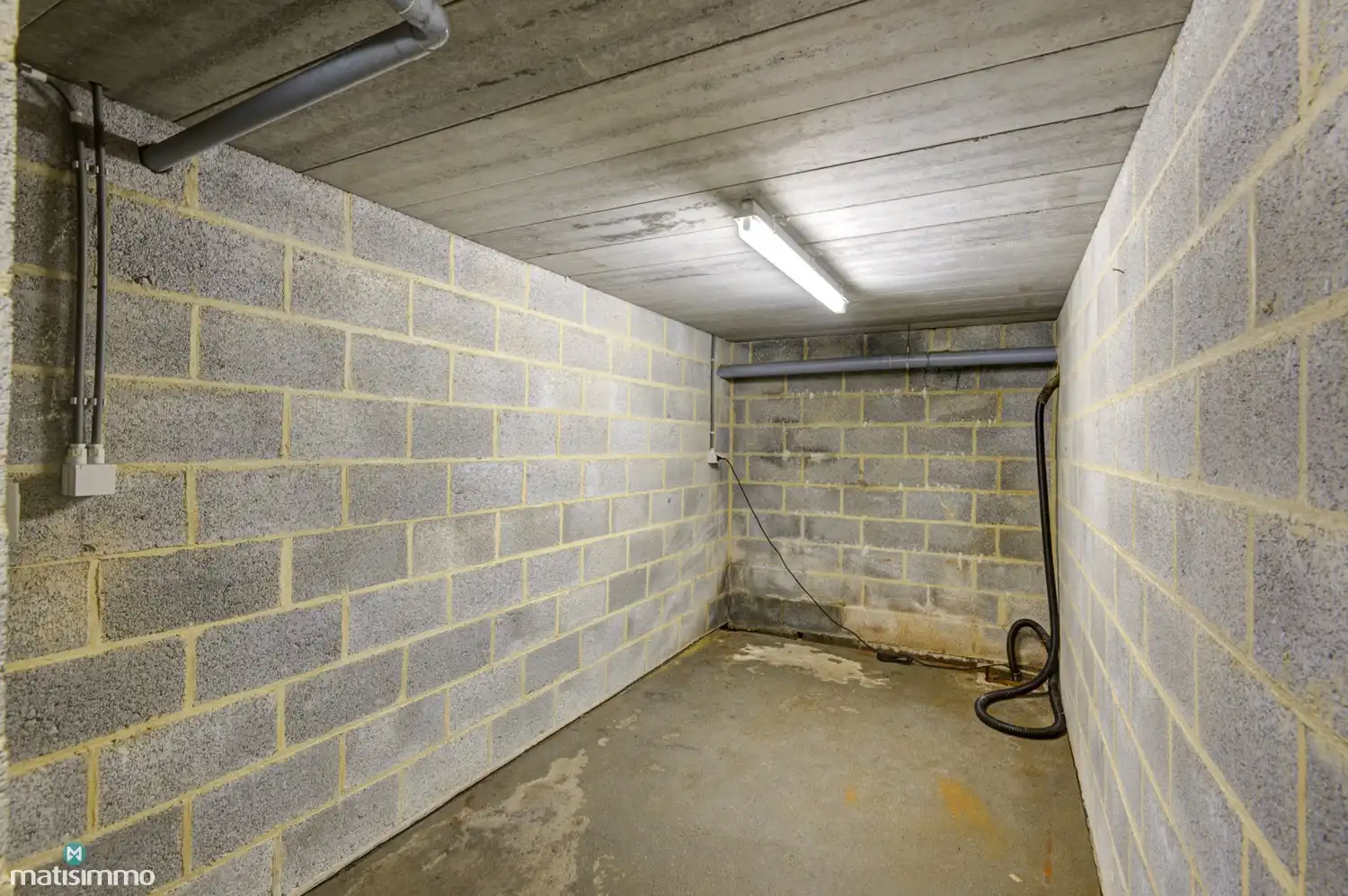 MEERSGEZINSWONING (2 APP.) MET 2 GARAGES, KELDER, ZOLDER EN RUIME TUIN IN MUNSTERBILZEN foto 49