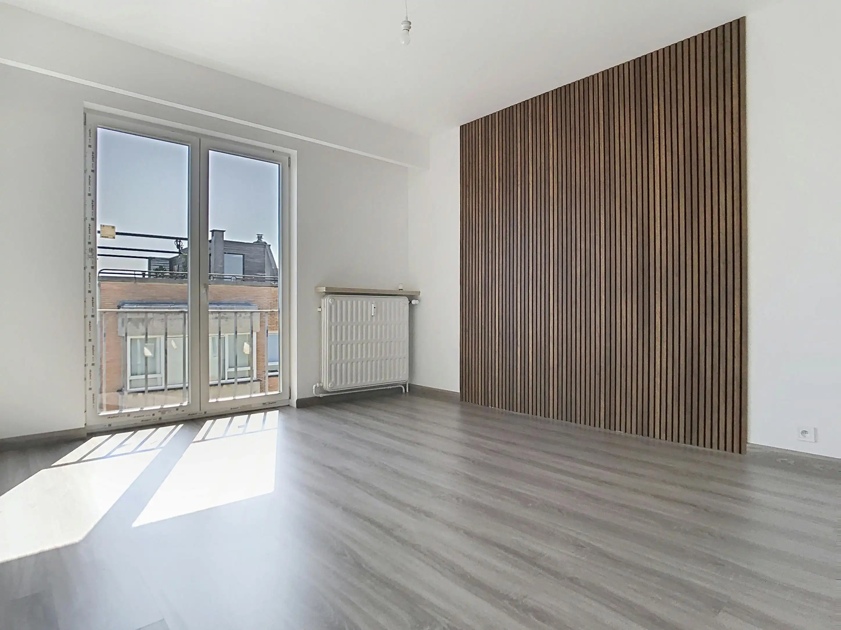 Gerenoveerd één slaapkamer appartement te koop in Antwerpen foto 17