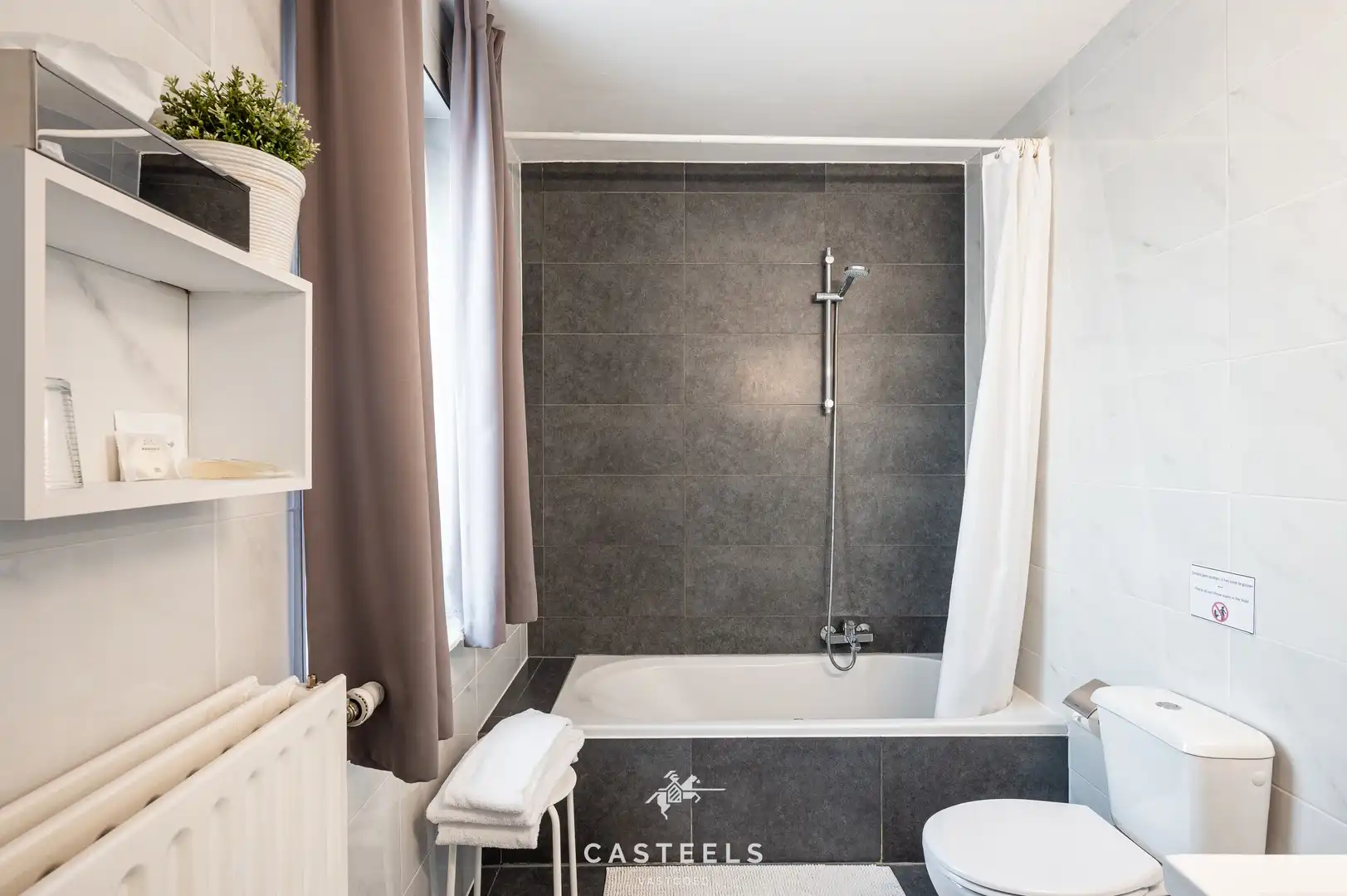 Te koop: Vennootschap Adoma - Hotel Adoma foto 11