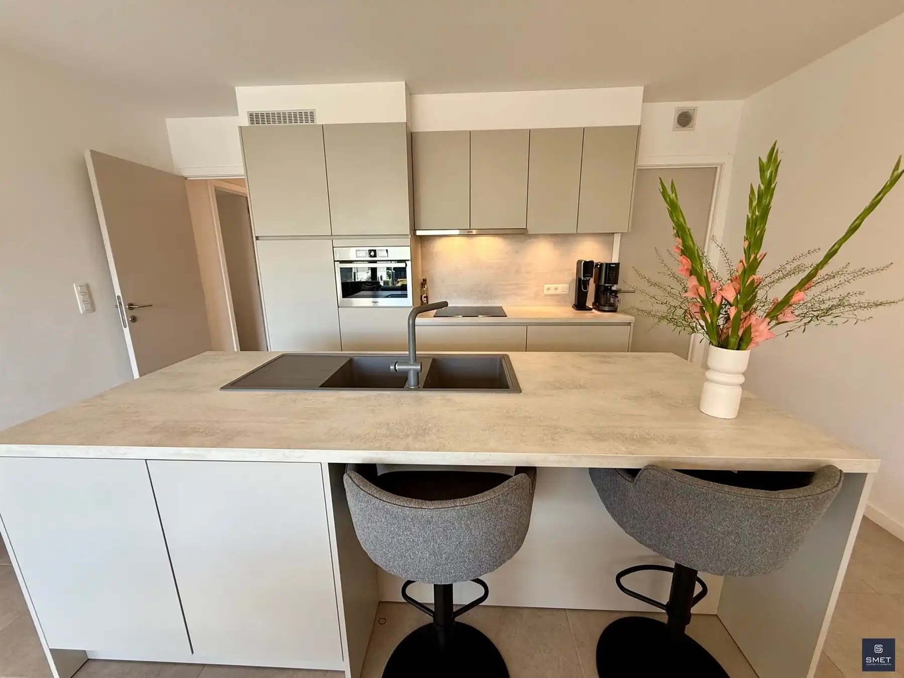 PRACHTIG BEN-APPARTEMENT MET 3 SLPKS EN MOOI TERRAS foto 7