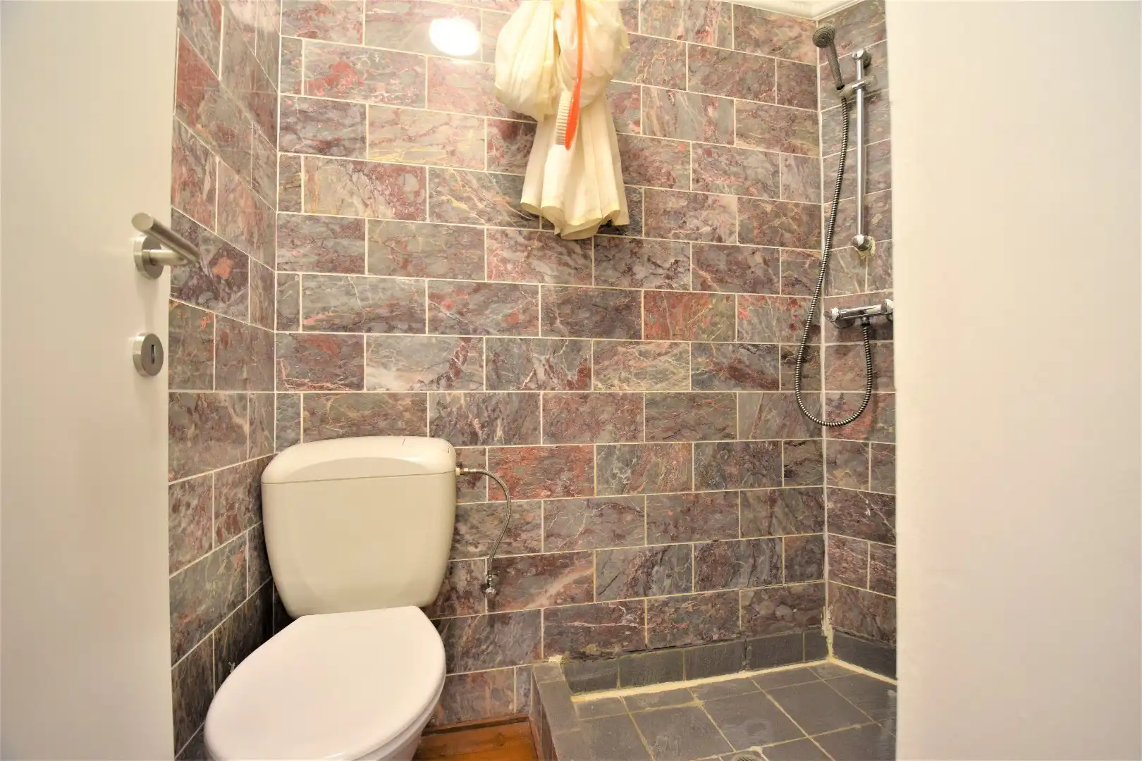 Mooi 1-persoon appartement op toplocatie foto 5