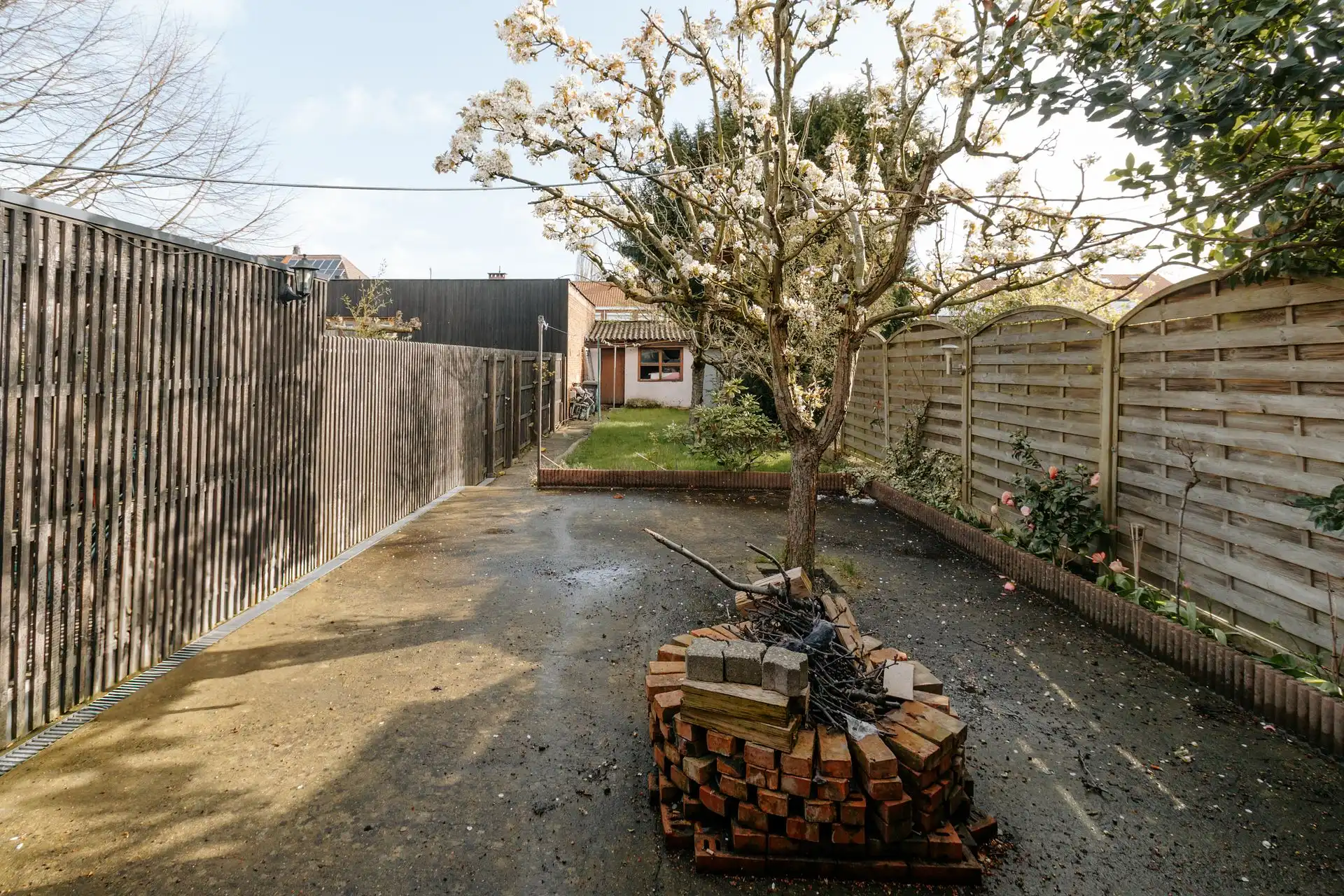 Ruime gezinswoning met tuin nabij Hobokense polder! foto 14