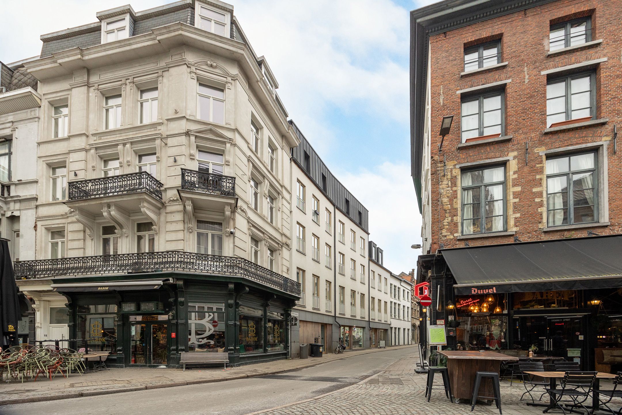 Prachtig appartement met zicht op de Carolus Borromeuskerk foto 11