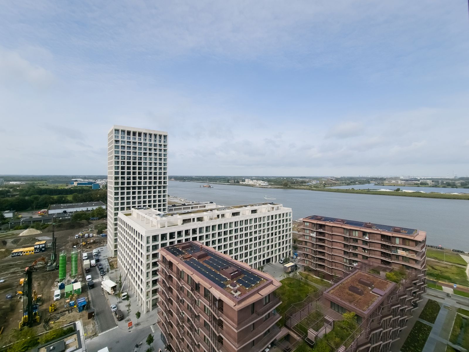 Gezellig 1-slaapkamer appartement met terras foto 1