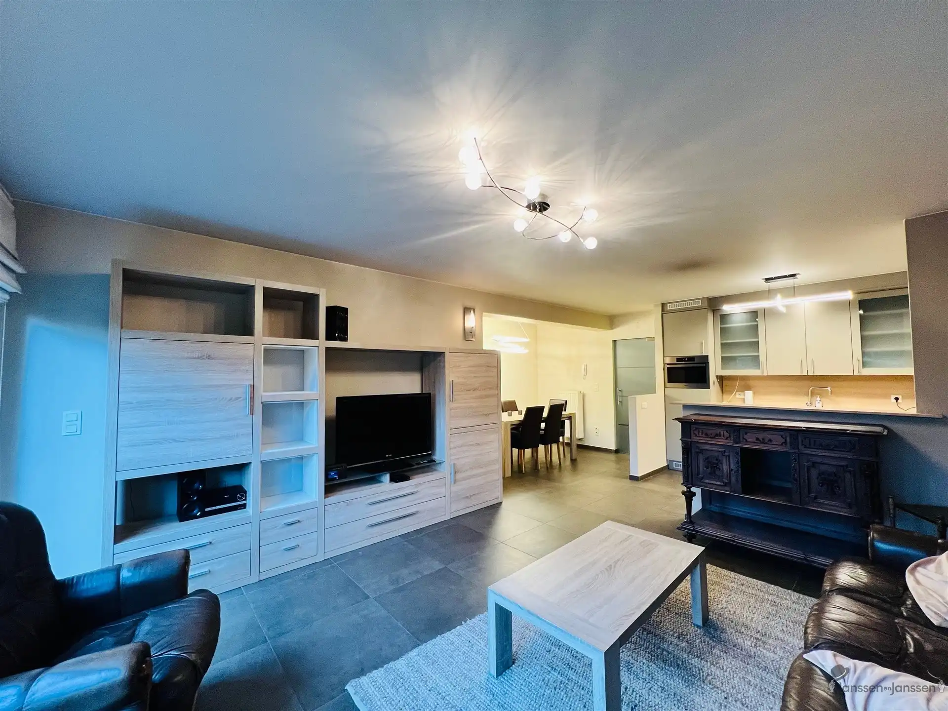 Gelijkvloers appartement met tuin + parking foto 2