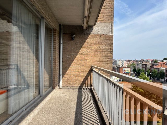 Leuk 2 slaapkamer appartement met zonnig terras foto 21