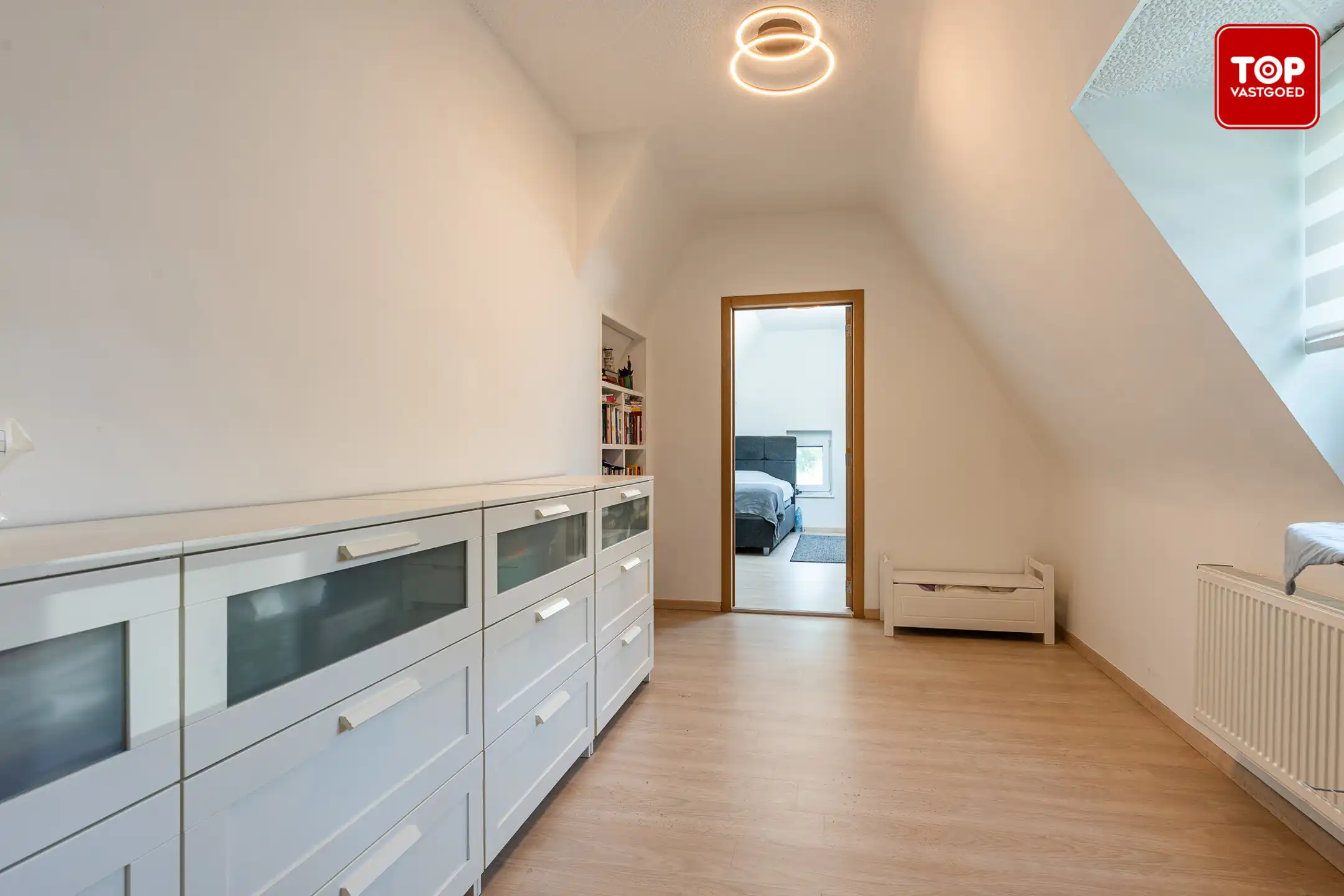 Instapklare alleenstaande woning op centrale locatie. foto 21