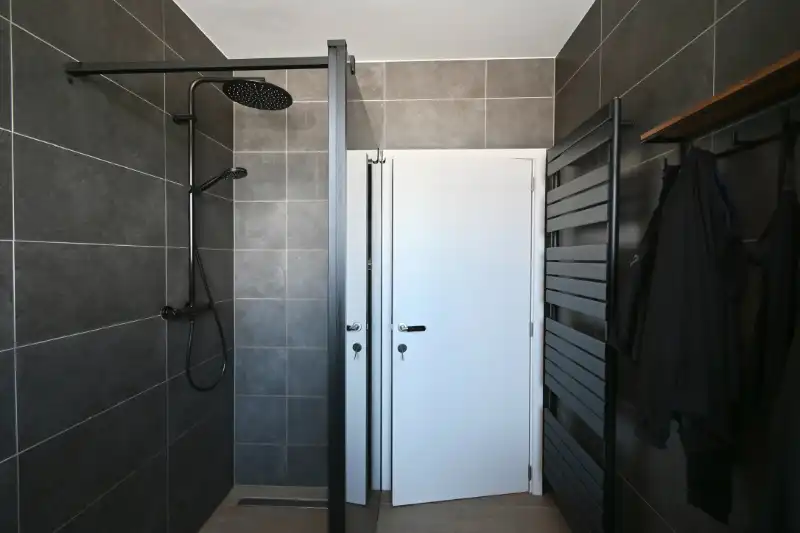 Ruime, stijlvolle woning met 3+ slpk(s) te Maria-Aalter -&nbsp;Tijdelijke huur voor 1 jaar! foto 14
