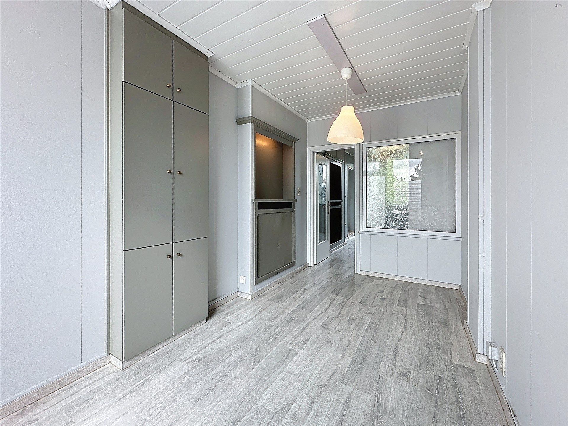 Charmante ruime woning met 4 slaapkamers en bijgebouw (40m²) op perceel van 290m² foto 14