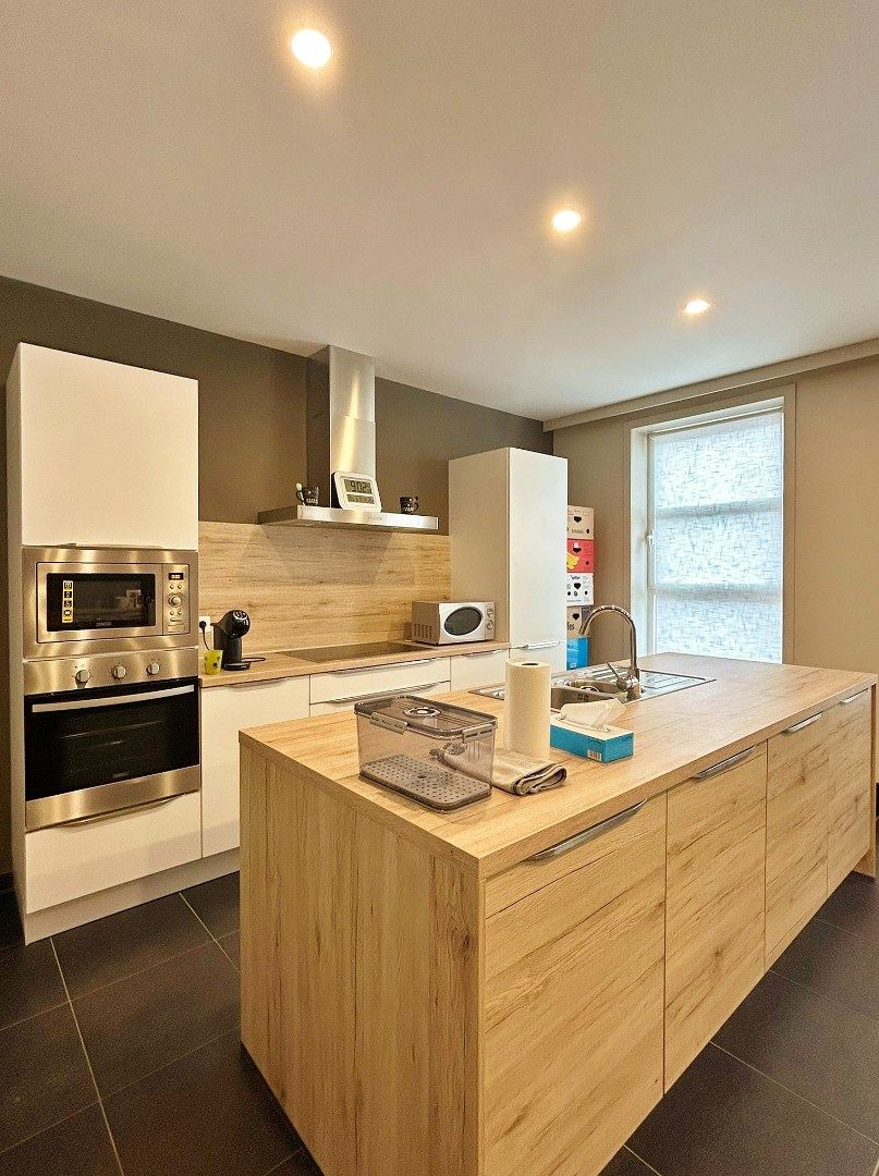 Modern duplex-appartement nabij het centrum van Ieper foto 4