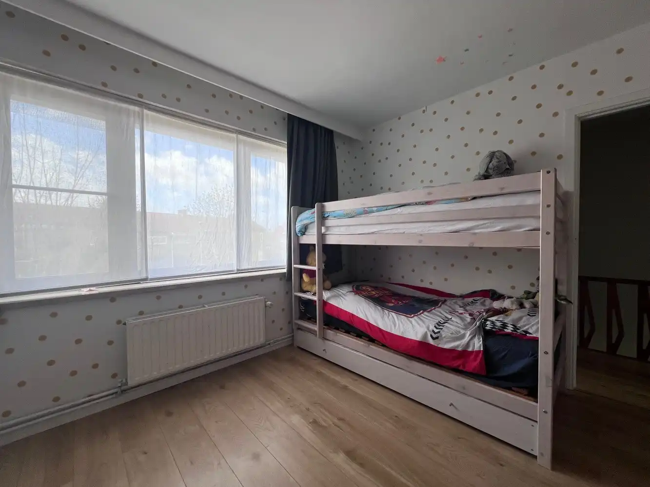 Gezellige woning met 3 slaapkamers, garage en zongerichte tuin. foto 6