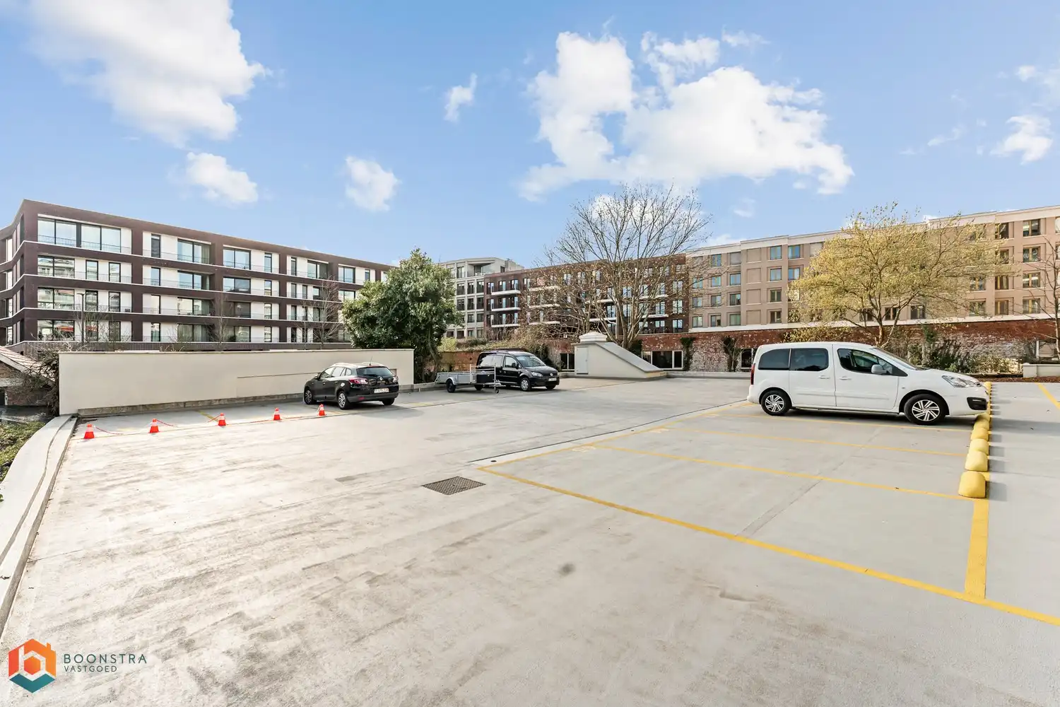 Autostaanplaats in het centrum van Mechelen foto 2