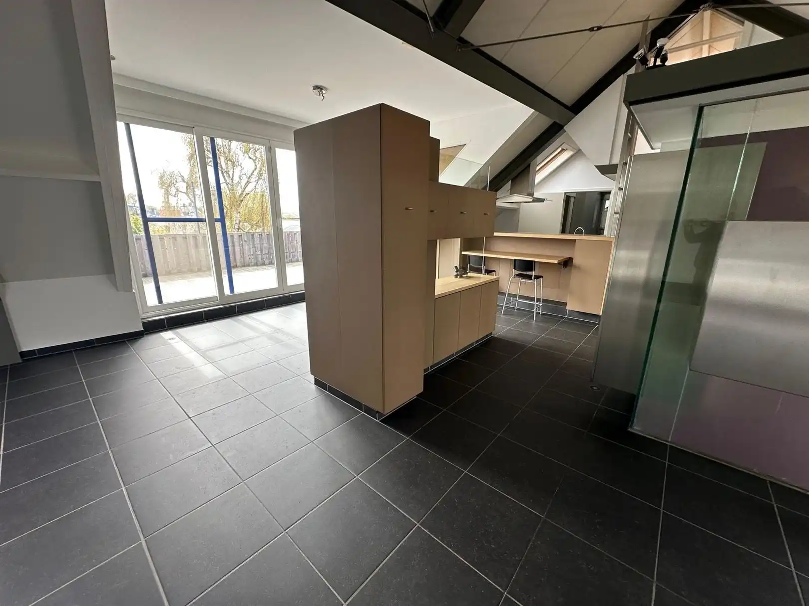 Loftappartement met 1 slp en groot zonnig terras foto 6