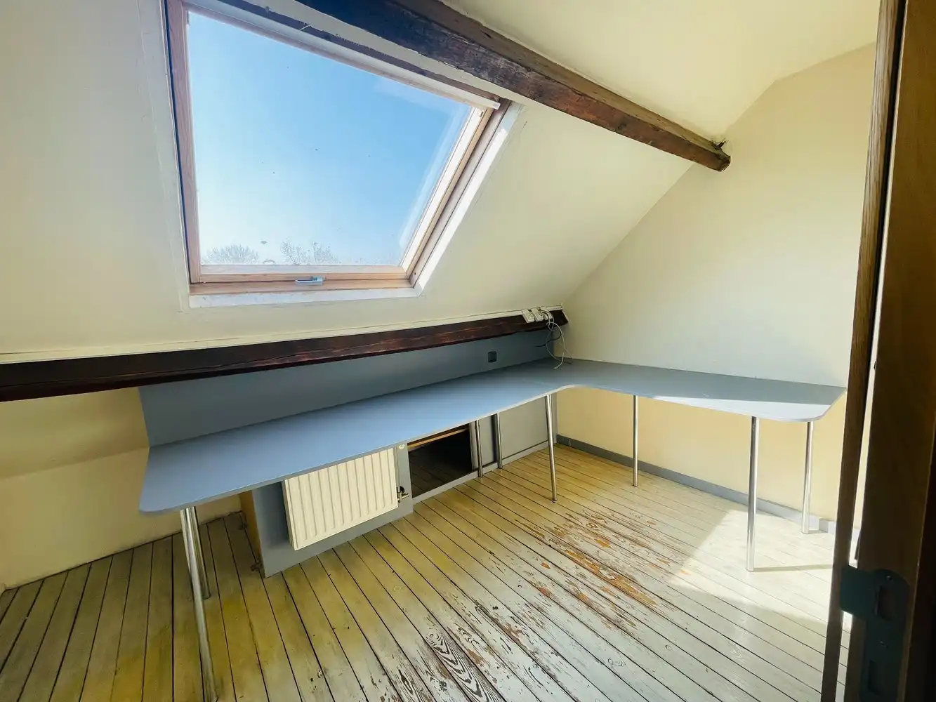 Assebroek, leuk ENERGIEZUINIG gezellig &nbsp;instapklaar woonhuis met 3 SLAAPKAMERS en tuintje foto 8