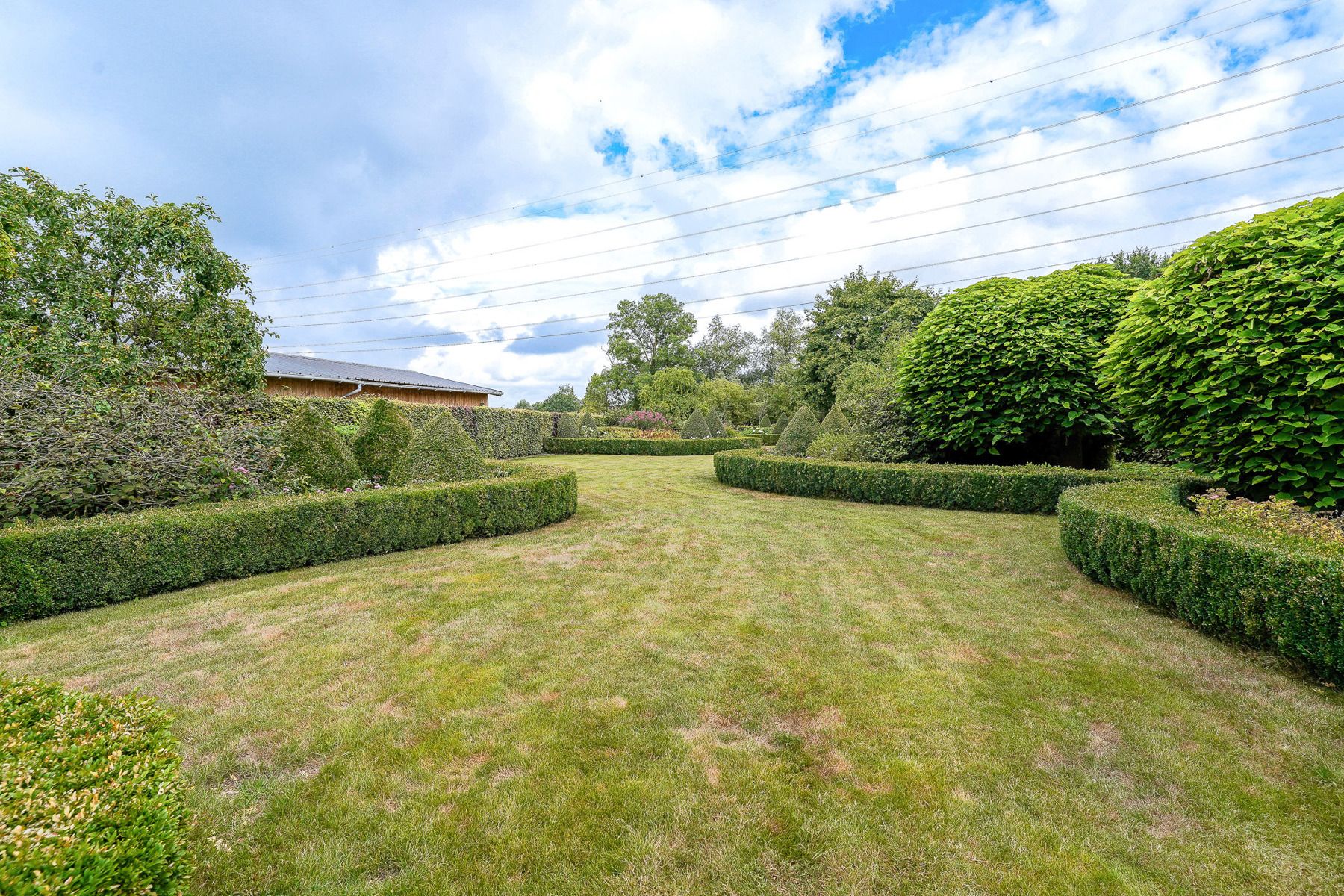Instapklare open bebouwing met 4 slaapkamers op een prachtig perceel van 2076m² te Londerzeel foto 27