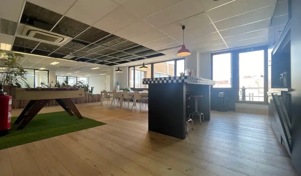 Kantoorruimte te huur in Regent Building in Berchem foto 11