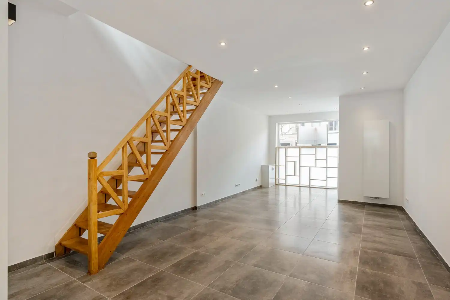 Stijlvol gerenoveerde woning (3slpk) in het hart van Aarschot (Volledig conform) foto 3