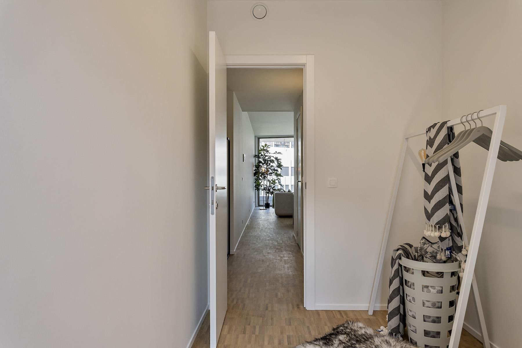 ANTWERPEN ZUID - Instapklaar appartement met terras foto 13