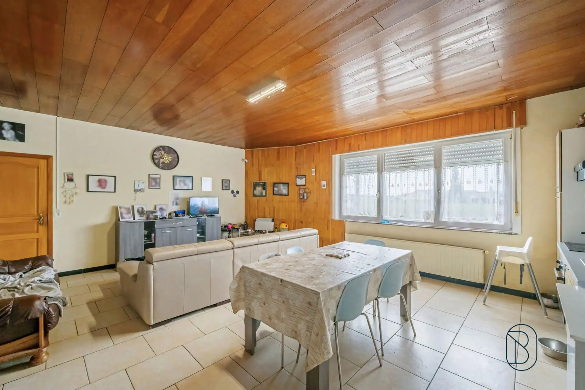 Verhuurde opbrengsteigendom met 4 appartementen in Froidmont foto 4