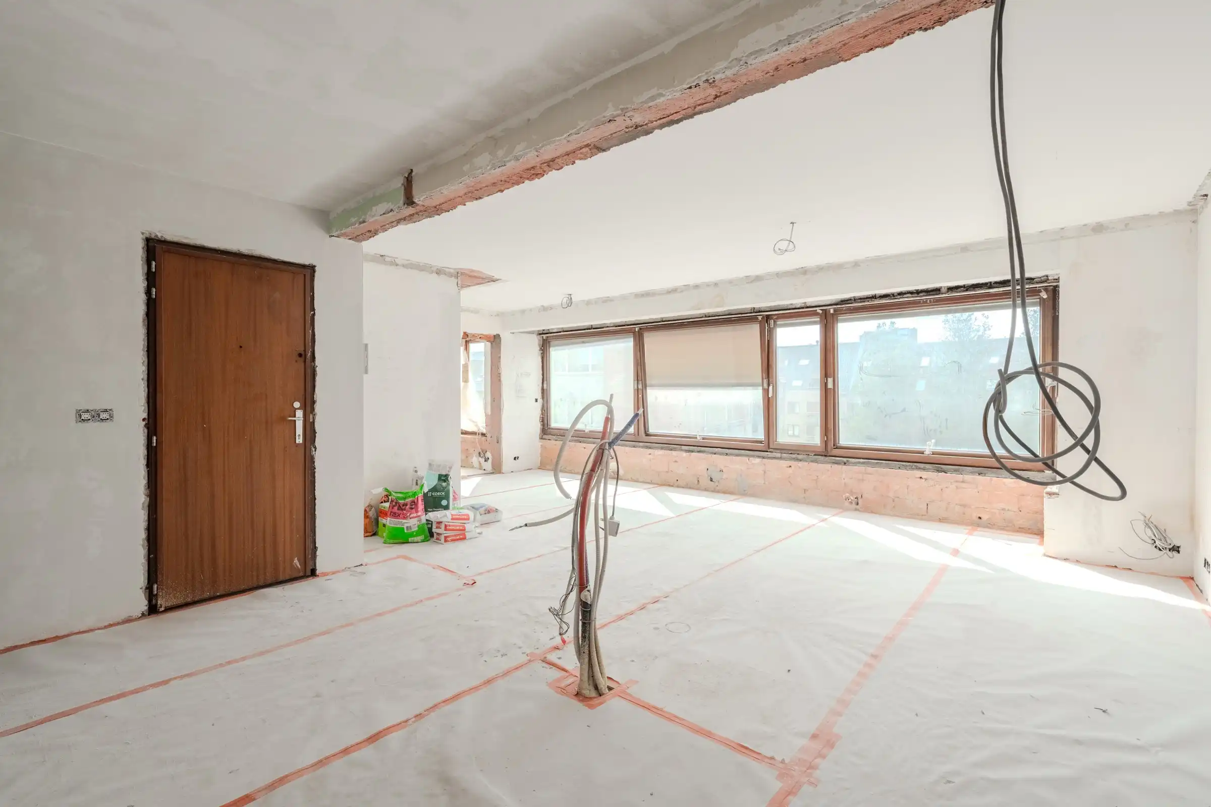 Stijlvol appartement met 1 slaapkamer in het hart van Gistel - Te koop en volledig gerenoveerd in 2026! foto 2