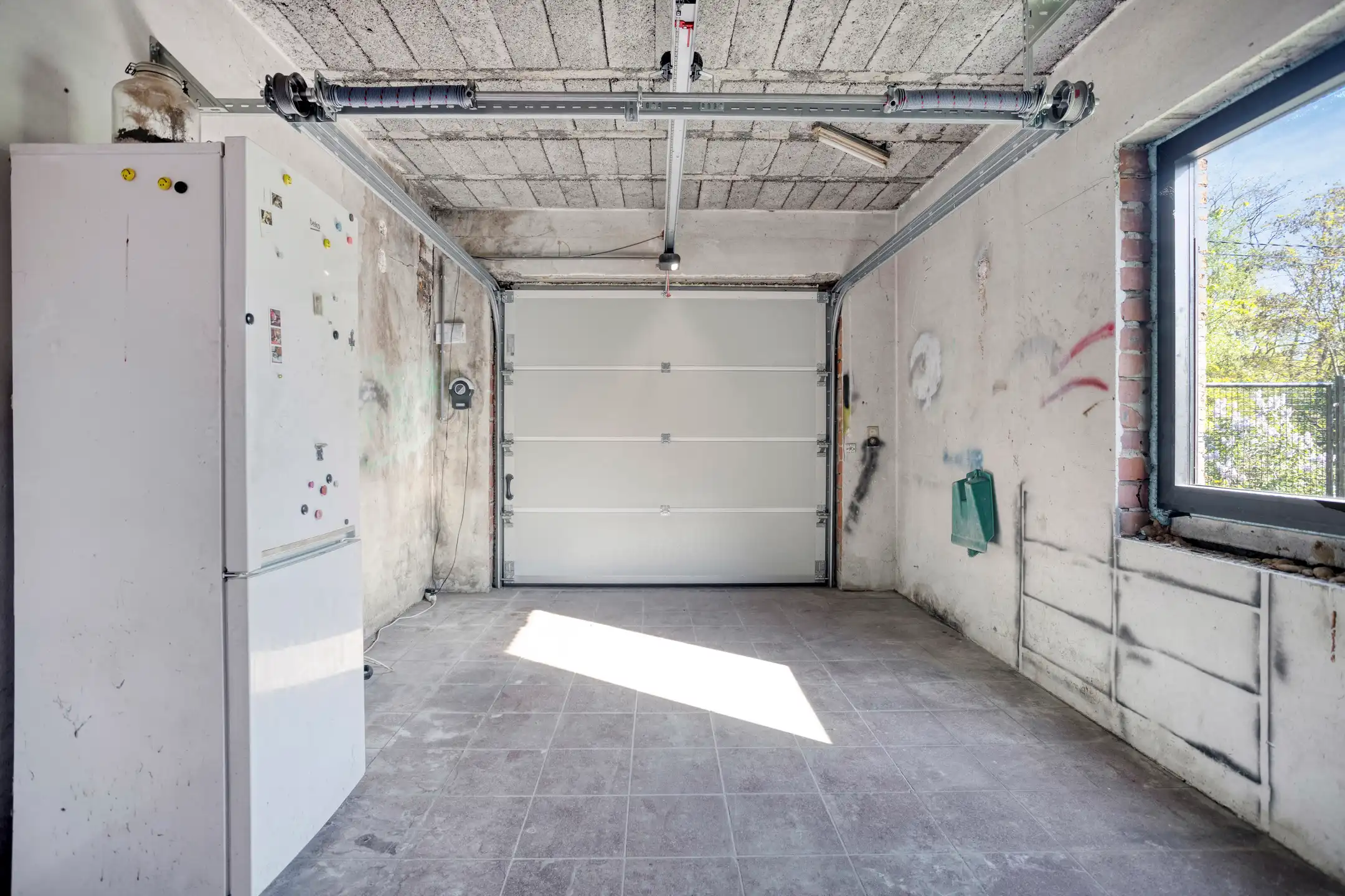 Te renoveren vrijstaande woning met veel potentieel foto 21